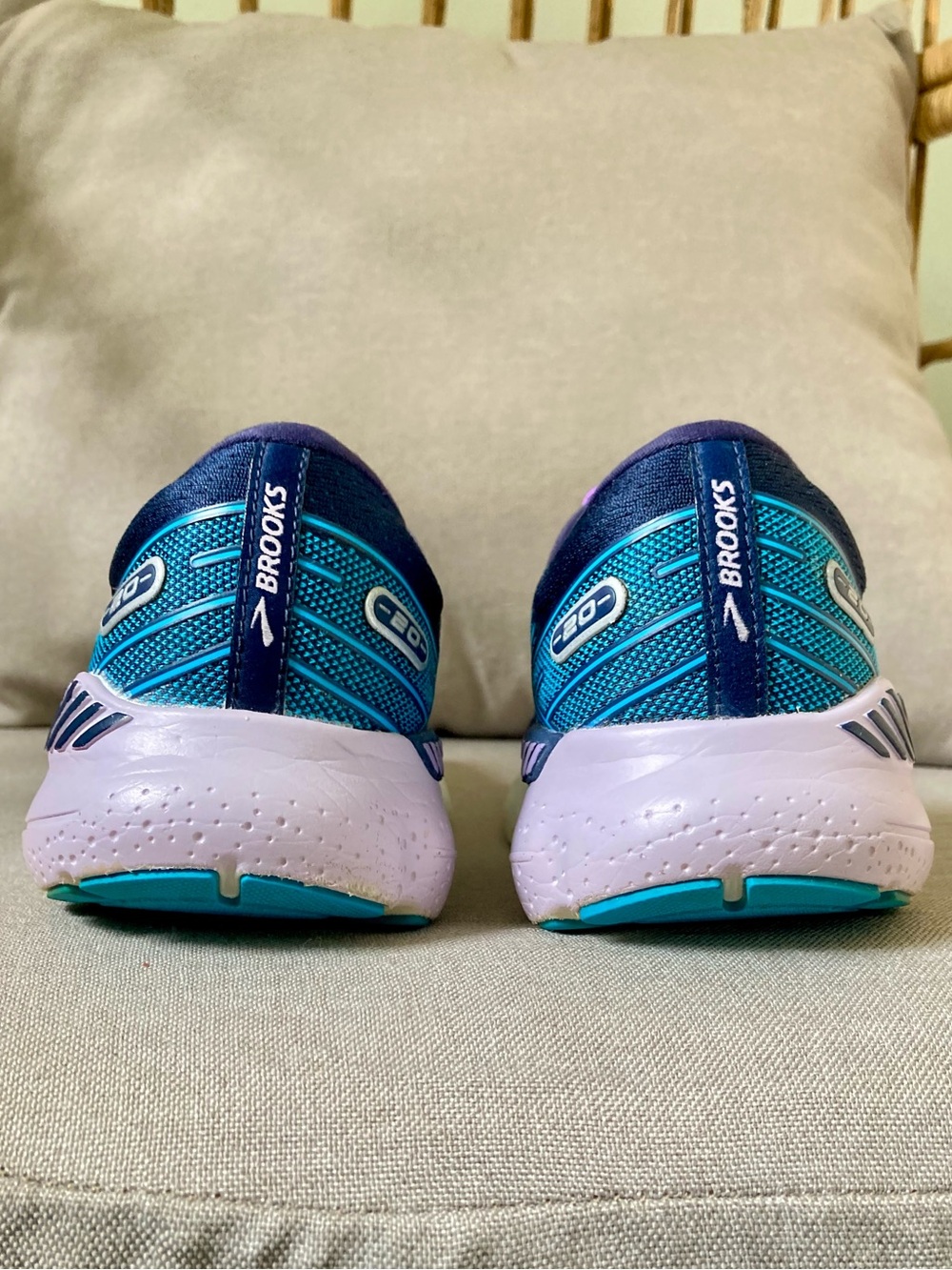 Brooks Glycerin GTS 20 US WMN 10.5 Navy Teal Purple Running No Tie Bungie Laces - Picture 8 of 12